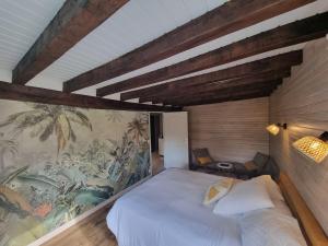 Maisons de vacances Au Mont De La Quintine # Piscine & Jacuzzi # : photos des chambres