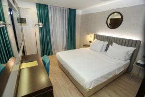 Deluxe Single Room room in Milord Hotel