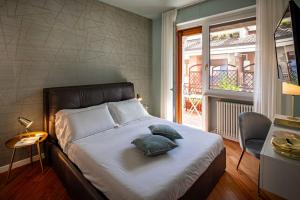 Sky Blue Rooms