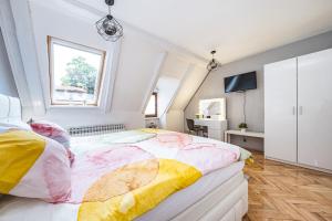 Tkalcics oasis 1 with free parking