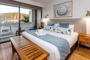 The Boathouse Apartments