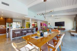 Mid Century Alexander Stunner in Vista Las Palmas Permit# 3800