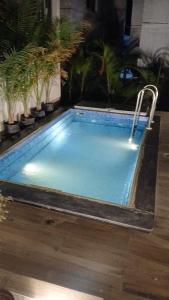 Noach Villa, Spacious with Private Pool just 30 km from E-City