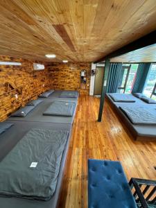 Bách Xanh House. Nhà Gác Lửng