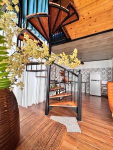 Bách Xanh House. Nhà Gác Lửng