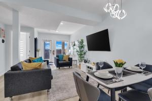 You will love this 2BR Guest Suite in SE Calgary