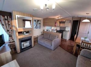Spacious and modern 3 bedroom Doniford Bay Haven Caravan Park Static Caravan