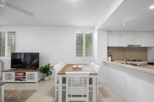 Pool View 3-Bedroom Oasis in Drift Resort