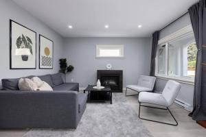 Spacious 4BR Retreat near YVR and DT