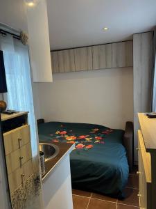 Bed setting room in Galeries Lafayette street