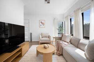 The Oak Grove - Dedicated Workspace, WiFi, Parking