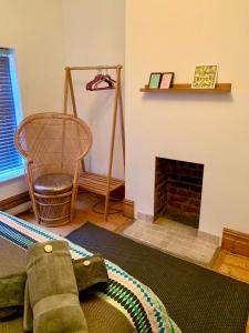 Stylish comfortable home with free parking