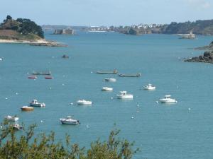 Appartements Flat in France near 7 Sandy Beaches : Appartement 03