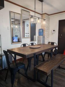 Majestic Staycation Apartments