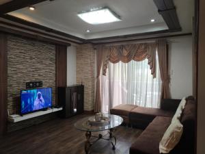 Majestic Staycation Apartments