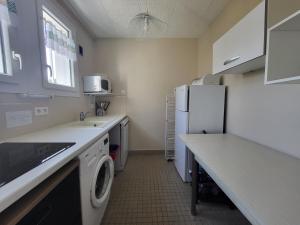 Appartement rustique proche plage et base nautique, stationnement inclus - FR-1-364-79