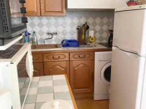 Studio avec balcon et parking à Amélie-les-Bains - FR-1-703-204