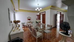 Casa de Alto Padrão com Area de Lazer e Piscina - Cop 30