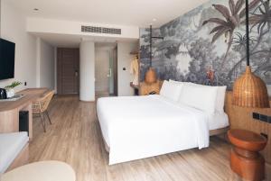 The Tide Resort