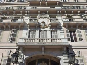 Appartement rénové dans un ancien palace art déco, charme et confort moderne - FR-1-555-112