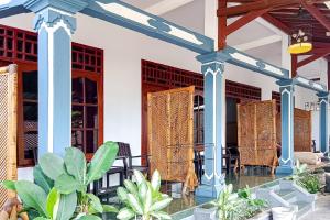 Astri Homestay Carkranegara Mataram Mitra RedDoorz