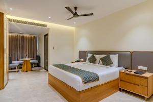 Hotel Sannidhi Emerald