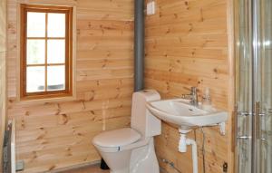 Lovely home in Ringstad