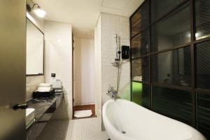 Suite Room with 2 Double Beds (Suite room with 2 double beds)