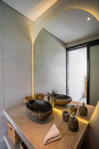Tropicool Villa - Brand New 5BR Villa near Canggu