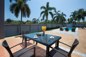 Modern Comfort in Paradise - Villa Argent 6 with 3BR and Access to Tropical Pool