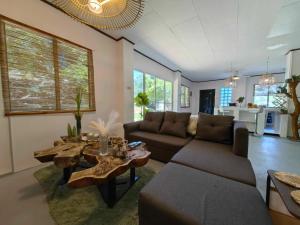 Fredos Guest House at Pangpang Bar & Restaurant