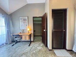 Bangkok Phomphong Villa联排泰式别墅