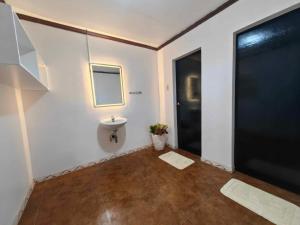 Amalias Guest House at Pangpang Bar & Restaurant