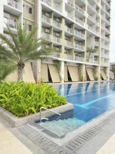 LE ALTO ABODE The Celandine