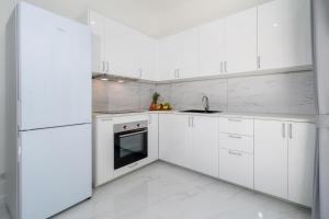 The Greens Phuket Villa with swimming pool 18