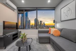 Restful CBD Park Views Retreat