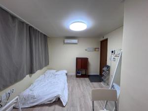 Craftsmans house room 302 located in Yeonnam-dong