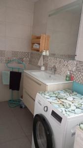 Appartements Logis douillet plein centre du village : photos des chambres