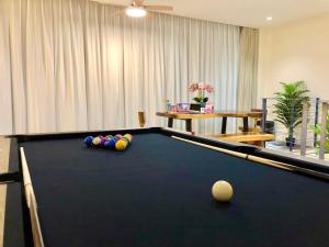 New Luxury Private Pool Villa Puchong up to 30 pax