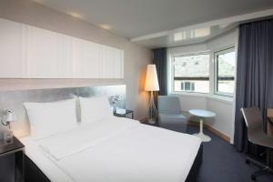 Standard Queen Room room in Scandic Royal Stavanger
