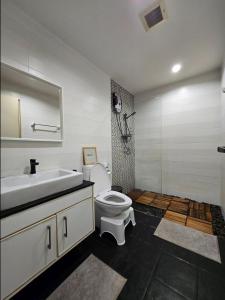 Iris Rama9 Airport link-Huamark