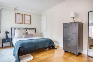 Murray Hill Studio w Gym Doorman nr 6 train NYC-628