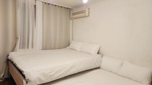 애플, Hongdae Yeontral park