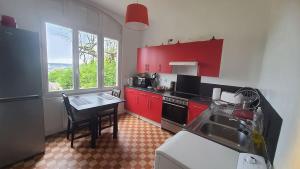 Maisons de vacances House with garden and view of Rouen : photos des chambres
