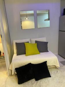 Beach Condo at Azure Urban Resort with SmartTV