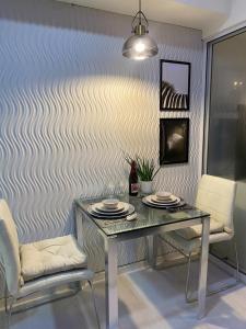 Beach Condo at Azure Urban Resort with SmartTV