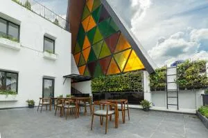 Svarnabumi Hotel - Pangkalanuringin