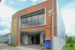 RedDoorz at MM Guesthouse Yogyakarta - Salakan