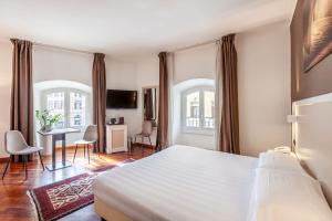 Inn Rome Rooms & Suites