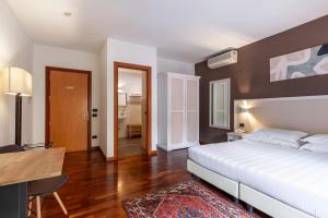 Deluxe Double Room room in Inn Rome Rooms & Suites